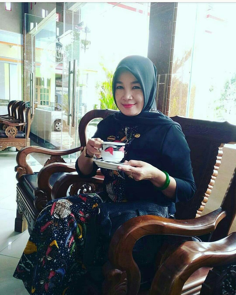 Hjyuni2's tweet photo. Mari ngopi https://t.co/siKuVZHz35
