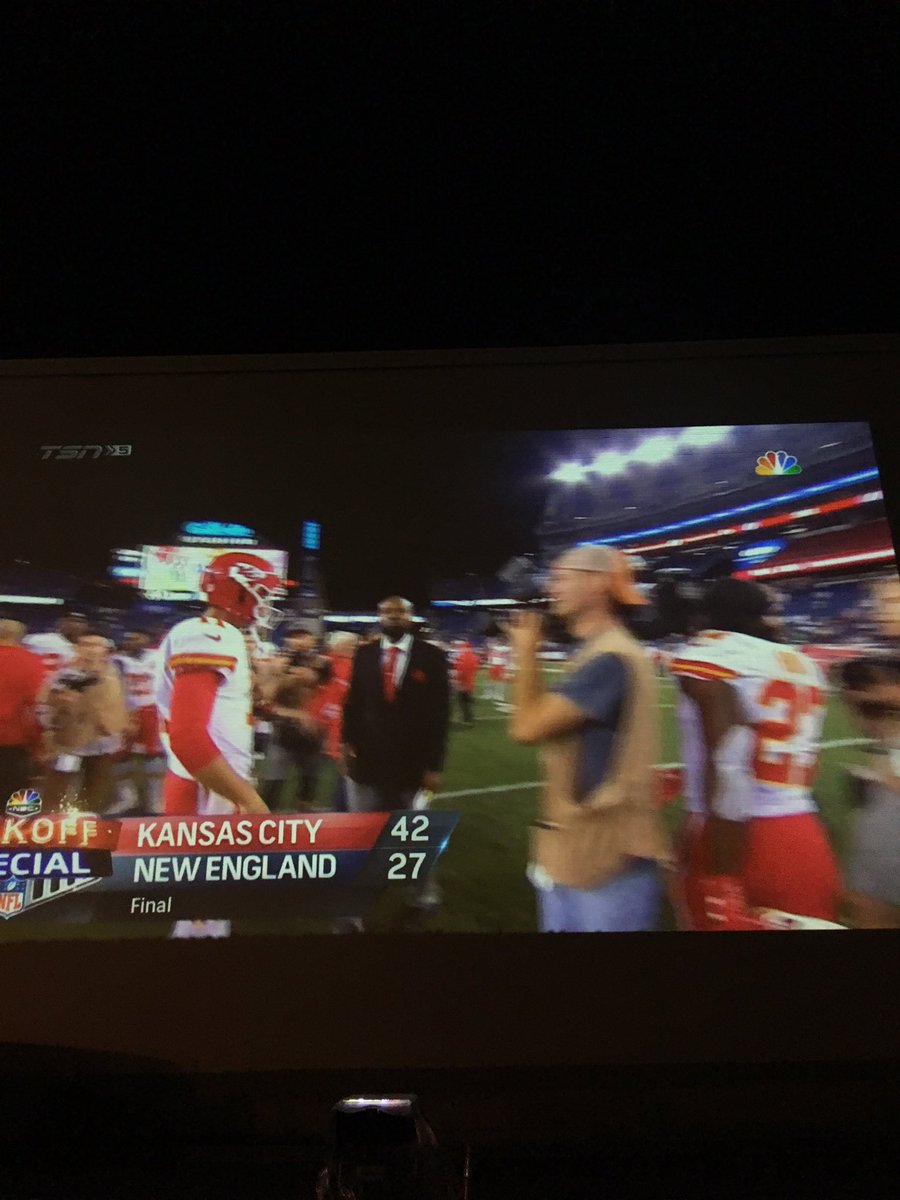 TSN1200's tweet photo. That's a wrap!! What a start to the NFL season! #NFLKICKOFFPARTY https://t.co/mfpGIfwh9R