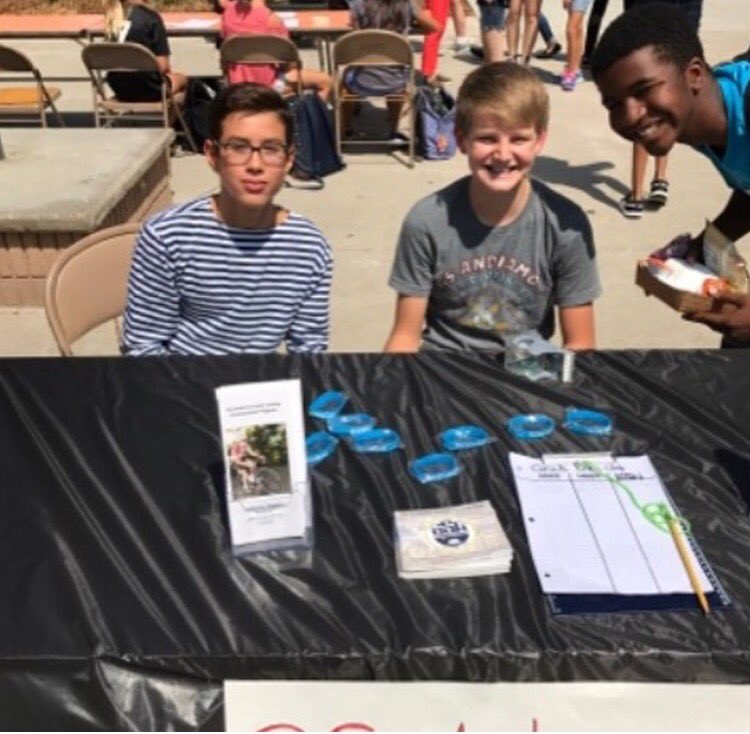 asb_moore's tweet photo. Club Rush! @MonarchsMoore #time2join https://t.co/HtGaMIPelz