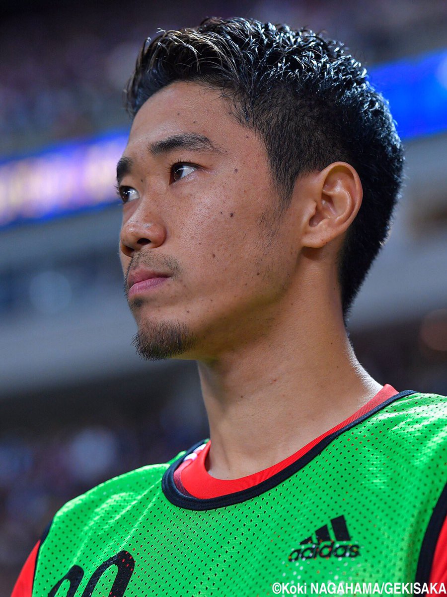 Shinji Kagawa 香川真司 ドイツに帰りブンデスも明日から再開です その前に日本代表への応援ありがとうございました 無事ワールドカップへのキップをつかむ事が出来 純粋に嬉しいです 切り替えて明日から次の目標に向かって努力していきます