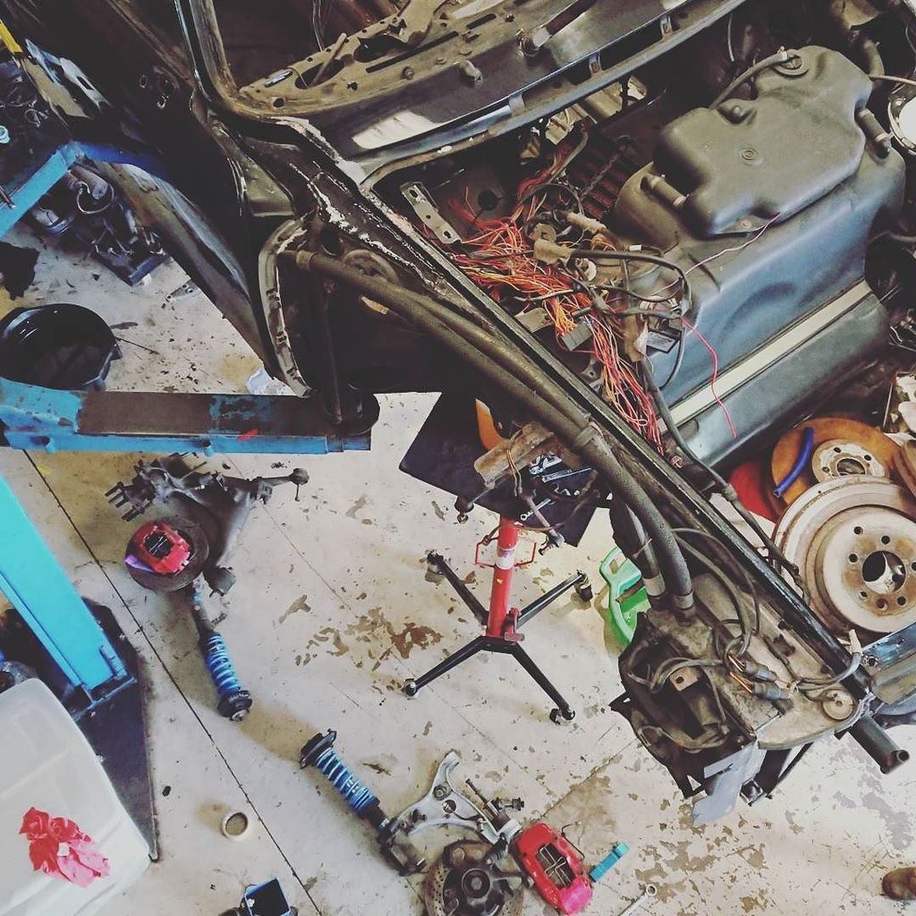 TrackToys's tweet image. More prep work on the #Porsche #964 #911 #restoration #backdate - #w9o #aircooled #restomod #flatsix ift.tt/2gOfcP6