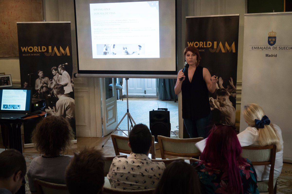 _Angela_Gil's tweet photo. Ayer presentábamos el proyecto #worldjam2017 a los periodistas más divertidos y del planeta. ¡Gracias a todos por venir! #swingmusicawards https://t.co/ngL7kfjqUW