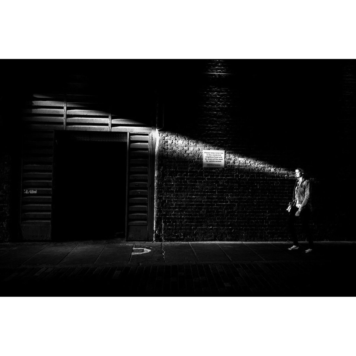 London @StreetPhotoInt @leica_camera @Leica_UK #streetphotography #blackandwhitephotography #leicamonochrom