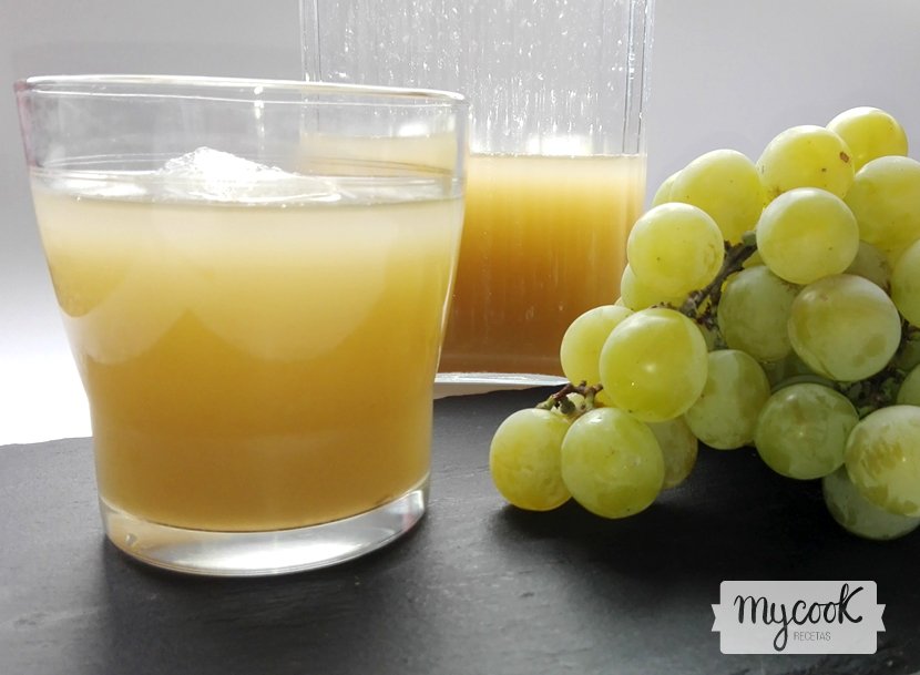 RecetasdeCocina's tweet photo. Zumo de uva blanca y lima - https://t.co/SHKWzBKtGw https://t.co/0th0H8y7Mv
