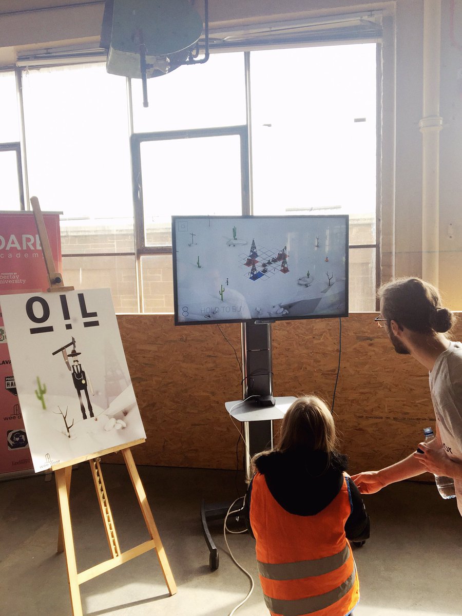 oil_weedoor's tweet photo. OIL is here @THIS_fest ๐ข๐ฅโจ come say ๐๐ป #AppleTV #tvos #gamedev #indiegame #THISfest17 @AbertayDare https://t.co/DI6hKc0Pm0