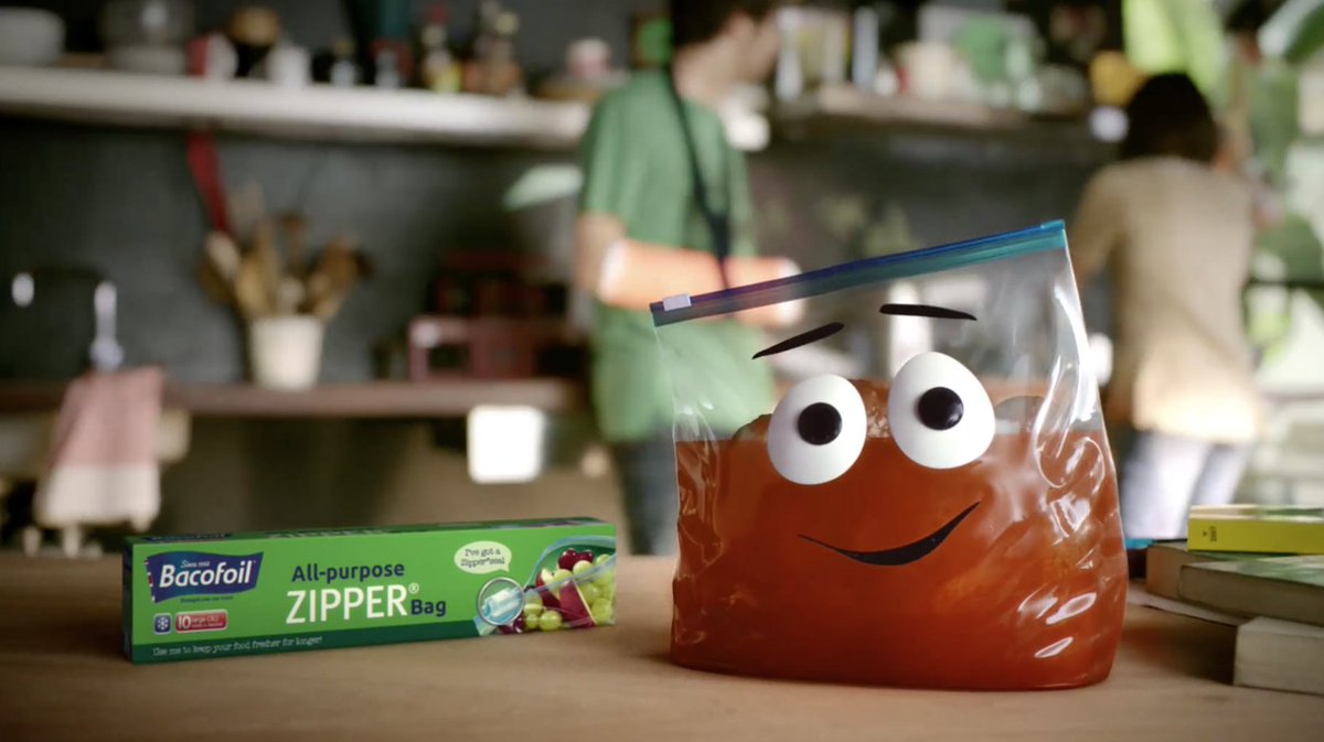ilovebacofoil's tweet photo. Happy #FreebieFriday. Have you seen our new TV advert? For the chance to #WIN a box of Bacofoil Zipper Bags, follow &amp; RT 👍 #Prize #Giveaway https://t.co/Cq3qoPU9MX