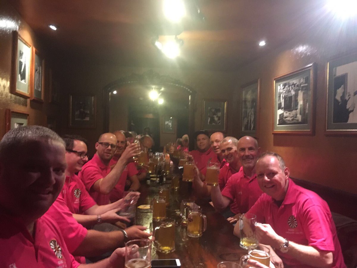 Cheers <a href="/RoundTableBI/">Round Table</a> your very good health! Much love from France