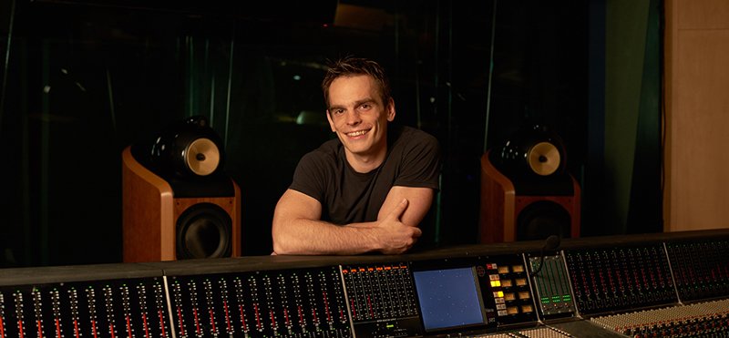 Abbey Road (@abbeyroad) on Twitter photo Listen now to <a href="/wizradio/">W!ZARD Radio Station</a> interview with <a href="/AbbeyRoad/">Abbey Road</a> Assistant Engineer <a href="/StefSound/">Stefano Civetta</a> on his experience at the studios po.st/d1p2vc Listen now to <a href="/wizradio/">W!ZARD Radio Station</a> interview with <a href="/AbbeyRoad/">Abbey Road</a> Assistant Engineer <a href="/StefSound/">Stefano Civetta</a> on his experience at the studios po.st/d1p2vc