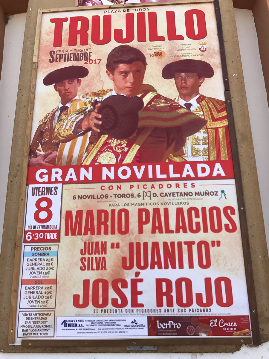Hoy Trujillo, utreros de Cayetano Muñoz, para Mario Palacios, Juanito y José Rojo, suerte a todos 🐂👏🇪🇸, en el día de Extremadura