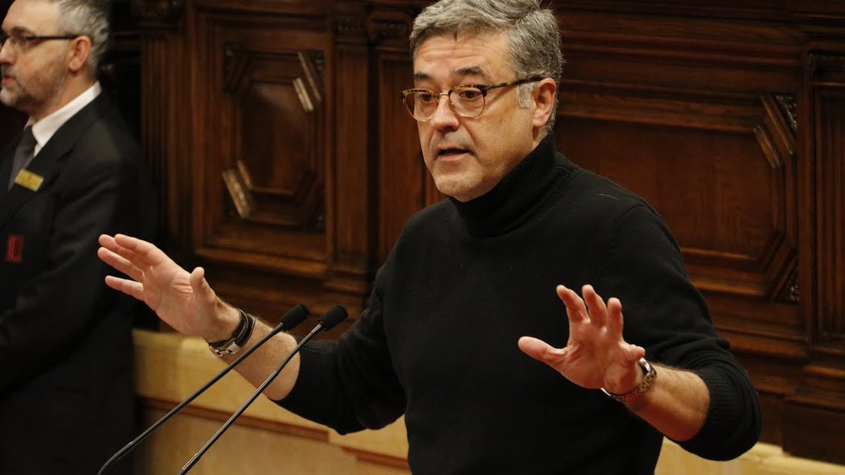 cupnacional's tweet photo. "El sistema educatiu tindrà un paper central en el debat del procés constituent. L'actual també és règim del 78 i volem destituir-lo" https://t.co/6yutt9SZfJ