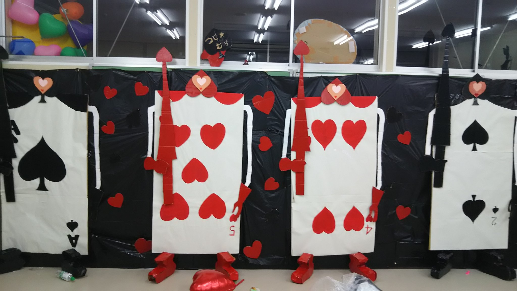 M Yamaguchi 明日明後日県鶴で文化祭やります 土曜が10時30分から15時 日曜が10時から15時です 1の7では不思議の国のアリスをモチーフにしたフォトスポットやります インスタ映えすると思うので是非1の7に来てください 奥の仮設校舎の2階の奥から2番目 M Yamaguchi 明日明後日県鶴で文化祭やります 土曜が10時30分から15時 日曜が10時から15時です 1の7では不思議の国のアリスをモチーフにしたフォトスポットやります インスタ映えすると思うので是非1の7に来てください 奥の仮設校舎の2階の奥から2番目