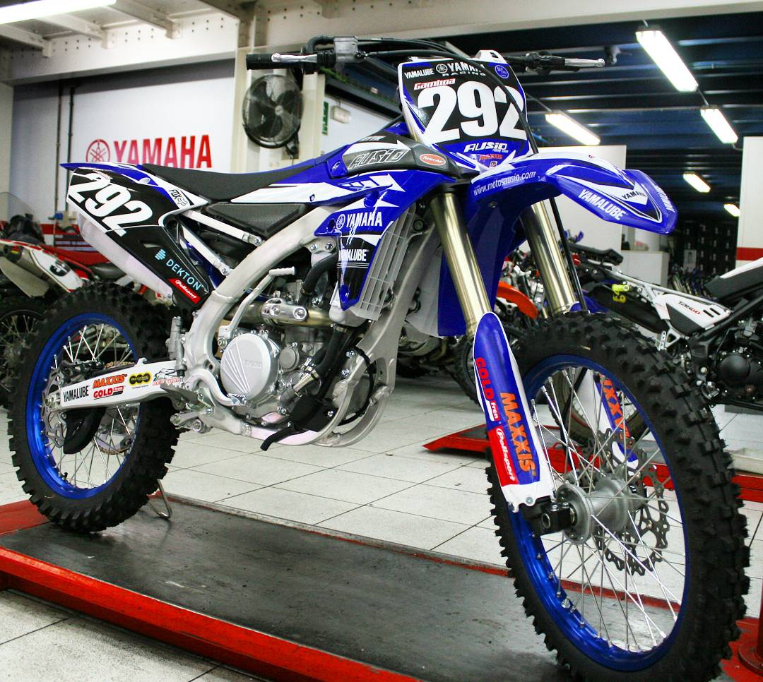 La nueva YZ250F 2018 lista para Alex Gamboa 🔥👌