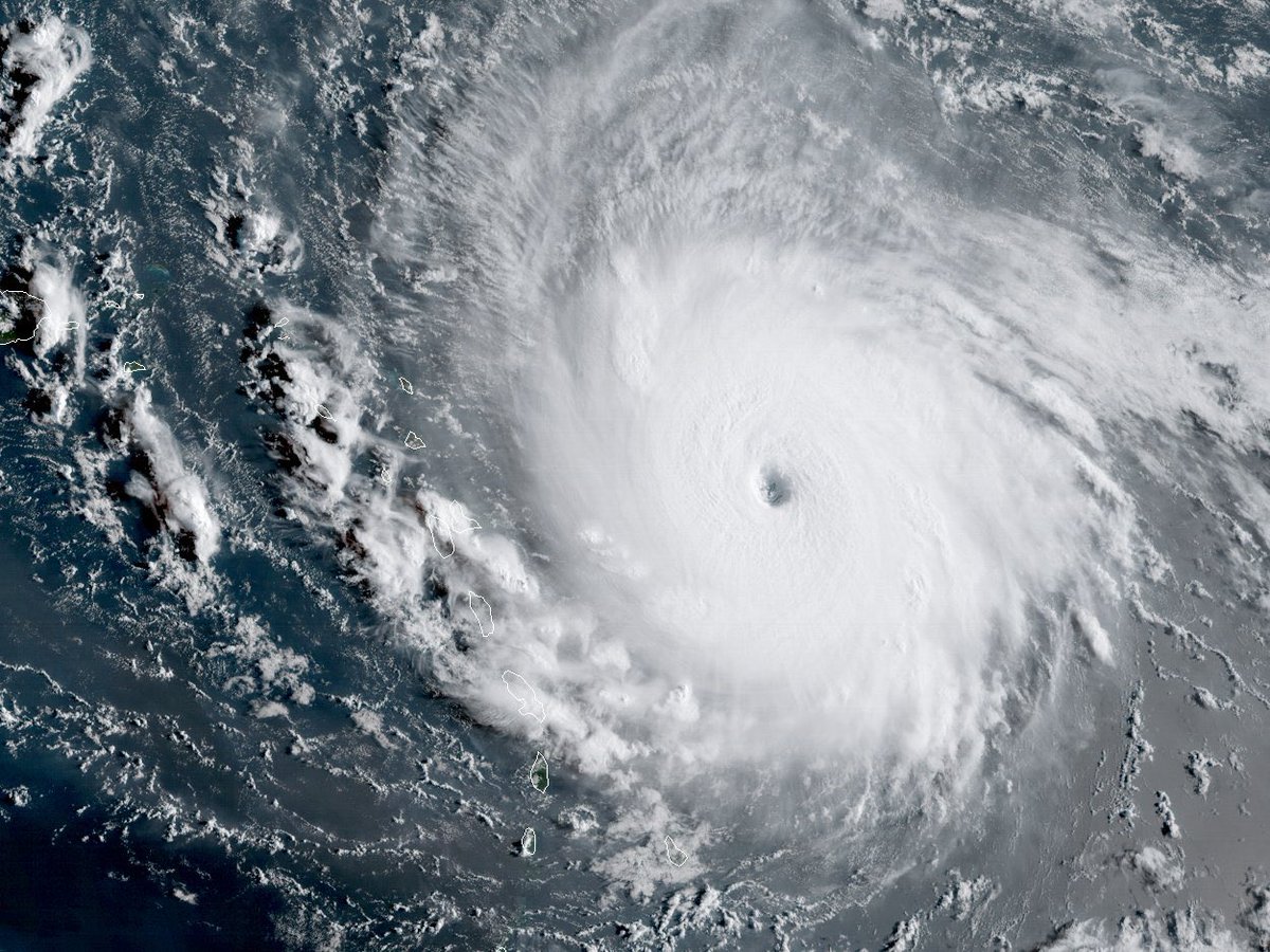 PHCofChrist1's tweet photo. #HurricaineIrma #Prayforthoseinthepath. Our prayers going up for all those in the path of this monster storm! https://t.co/brRG8BEKTr
