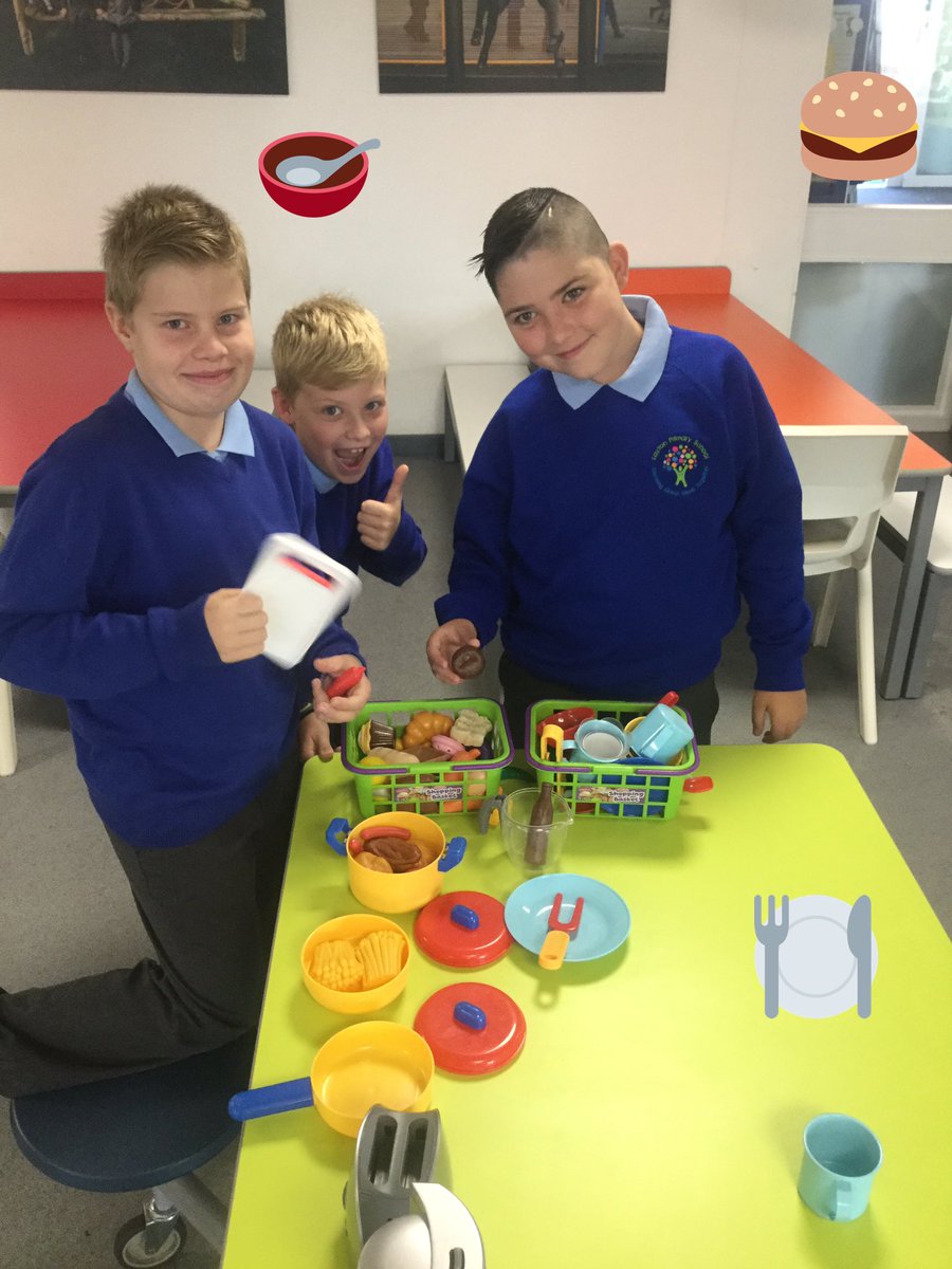 Jamie Oliver is our idol 😊#schooldinners #jamieoliver