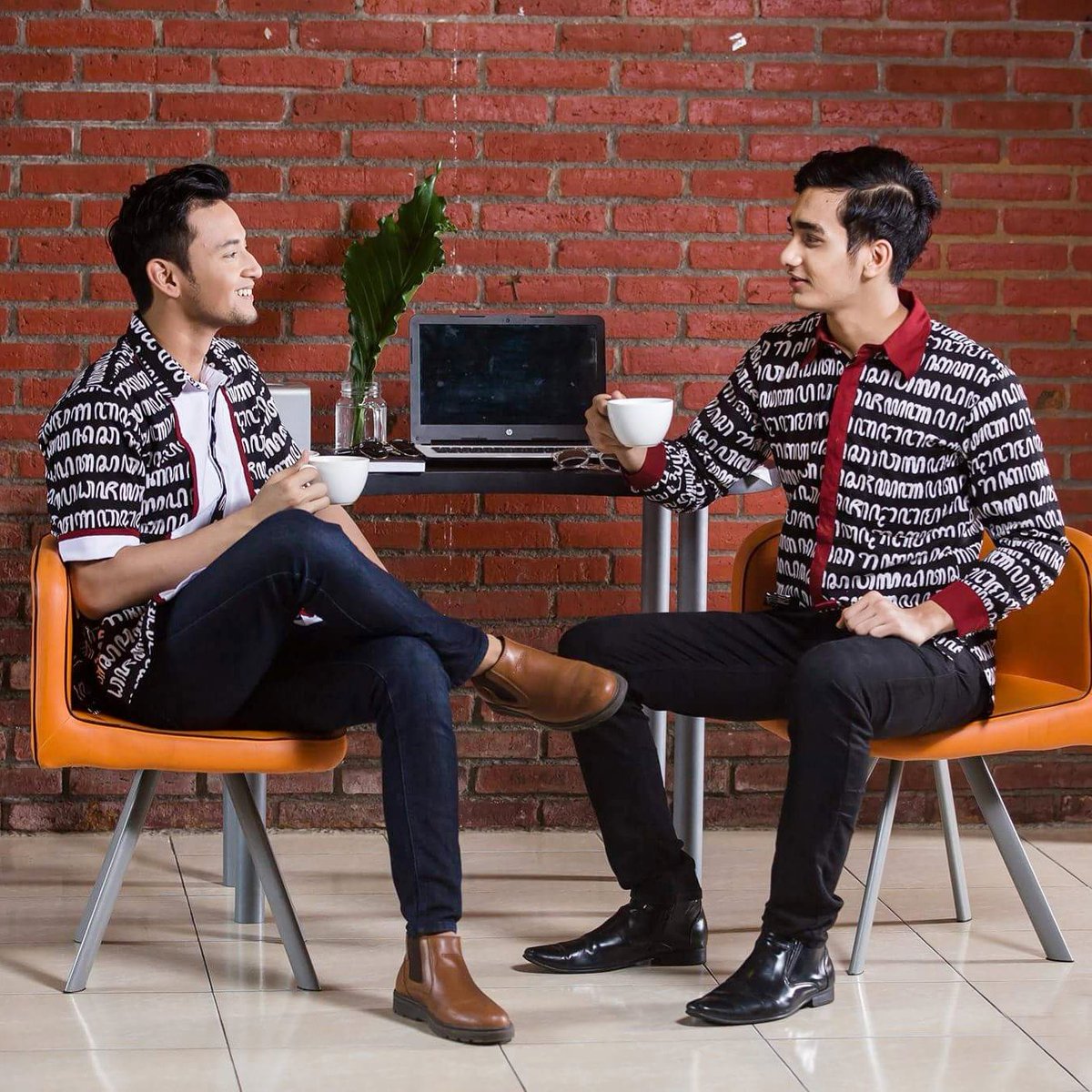 soganbatikjogja's tweet photo. "There is no elevator to succes , u have to take the stairs"
#SOGANhanacaraka https://t.co/m9Kq02MulN https://t.co/YT6eXdKS9l