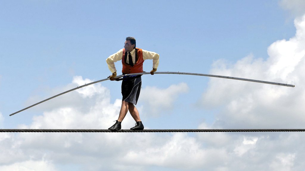 ClutterMeister's tweet image. #EfficientWorking can be simple: get things out of the way before they start affecting you! Stay #clutteraware: youtu.be/tXtA3yykIwA