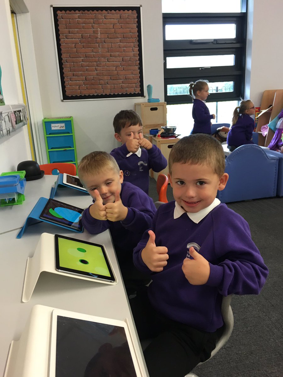 YBB_Y1's tweet photo. Settling in our new class π #newbeginnings #goingfulltime https://t.co/o0jh37CJbL
