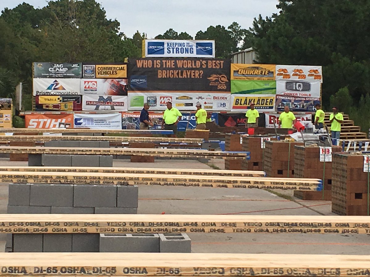 sam_specmix's tweet photo. Panama City @SPECMIX #BL500 is about ready to go .... https://t.co/3GitJDSGnD