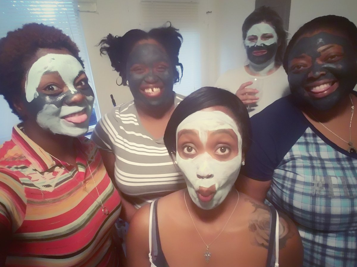 IveeRapsGLM's tweet photo. Last night was my turn to host #ladiesnight  #thirstythursdays #fun times #maskOFF #maskON #wine &amp; #mygirls https://t.co/tYeq2bTkpb