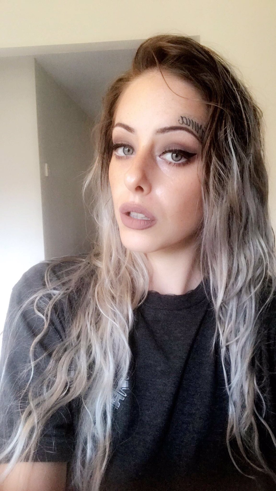 TW Pornstars - Nicole Malice. Twitter. I stopped bleaching the shit out of my hair and now it's