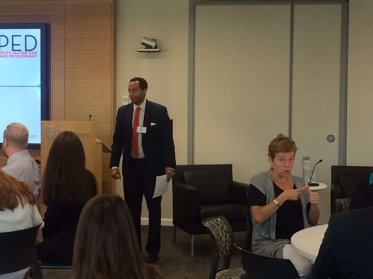 dcchamber's tweet photo. At 8th Econ. Intelligence Roundtable DM Kenner shares DC is 1 for tech, women employment &amp; has 120K jobs in creative industry #202Creates https://t.co/3j5hGyIiA5
