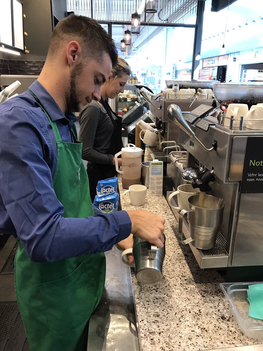 mathiouu66's tweet photo. #latteartjourney #mylatteartstory #latteart #latteartstory #starbucks #teammontpellier #starbucksmontpellier @SeverineBalde @nena_valenzuela https://t.co/QDauYPEewn