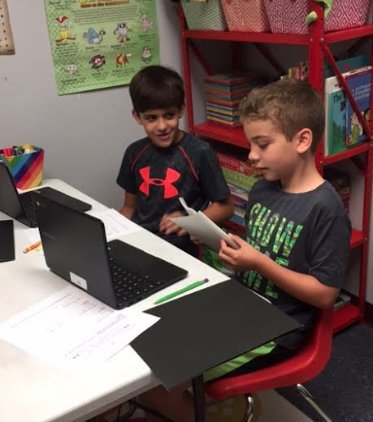 MrsGreenGifted's tweet image. On Friday, Fourth graders Figure out Fibonacci!  #Fibonacci #alliteration #fibonaccifun #basdproud