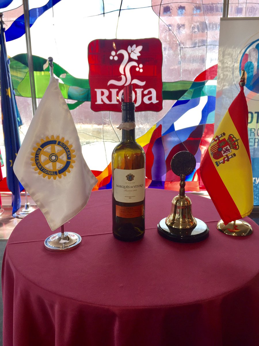 San_Nicolas_45's tweet photo. Damos la enhorabuena a @bodegasfaustino, ganador de la cata solidaria @rotarylogrono con Reserva 2012 Marques de Vitoria, lo disfrutaremos https://t.co/2P8eYxBa3y