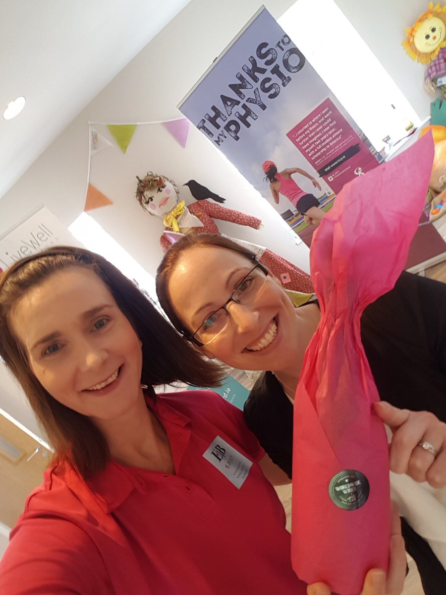 evbsport's tweet photo. A great way to spend world physiotherapy day with @LauraLiveWell #knowledgeispower #WomensHealthWeek #WorldPhysiotherapyDay #kindwaterford https://t.co/n7G0Yi6c8y