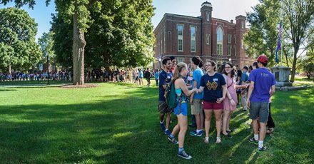 KnoxCollege1837's tweet image. Can't be on campus for Pumphandle this Sunday? No worries. Join our Virtual Pumphandle online, at your convenience: facebook.com/events/1534455…