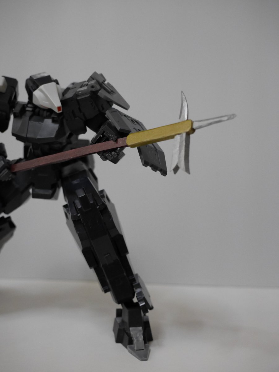 とり模 Pa Twitter ミルド ハンマー 硬い嘴を持つ竿状武器 中略 ミルドとは 今はとうに失われた 最初の神殿があった地の名前であり 神職の間では この武器は特別な意味を持つ Demon S Souls 09 フレームアームズ 近接戦用fa T Co Tqjkynsj2f