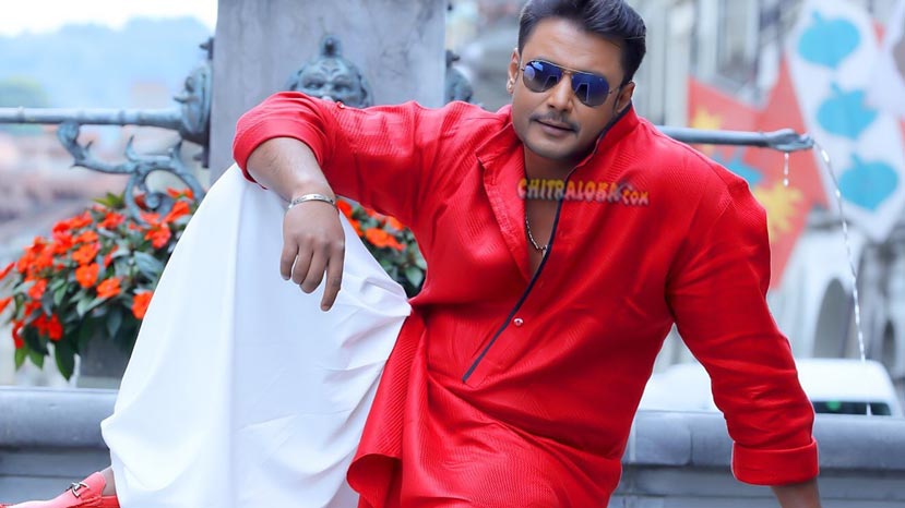 chitraloka's tweet photo. Tarak Trailer Launched..
ದರ್ಶನ್ ತಾರಕ್ ಟ್ರೇಲರ್ ಸಖತ್ತಾಗಿದೆ ಗುರೂ..
https://t.co/Re6plXmOMS
#Chitraloka #TarakTeaser https://t.co/CAAxvdelNw