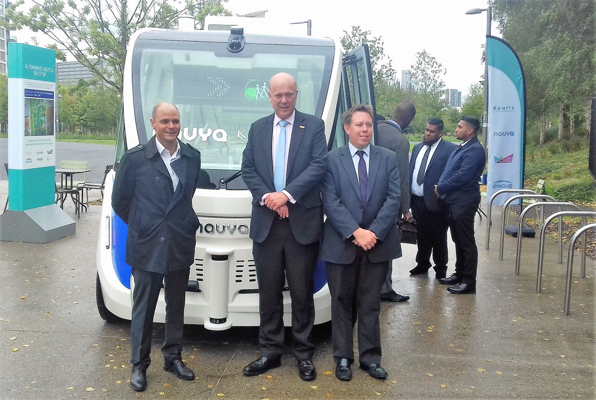 Navya_Group's tweet photo. Glad to present our autonomous shuttle to the Secretary of State for Transport Chris Grayling @noordinarypark in #London!🚌🇬🇧#SmartCity #AV https://t.co/uu2JMg7TCy