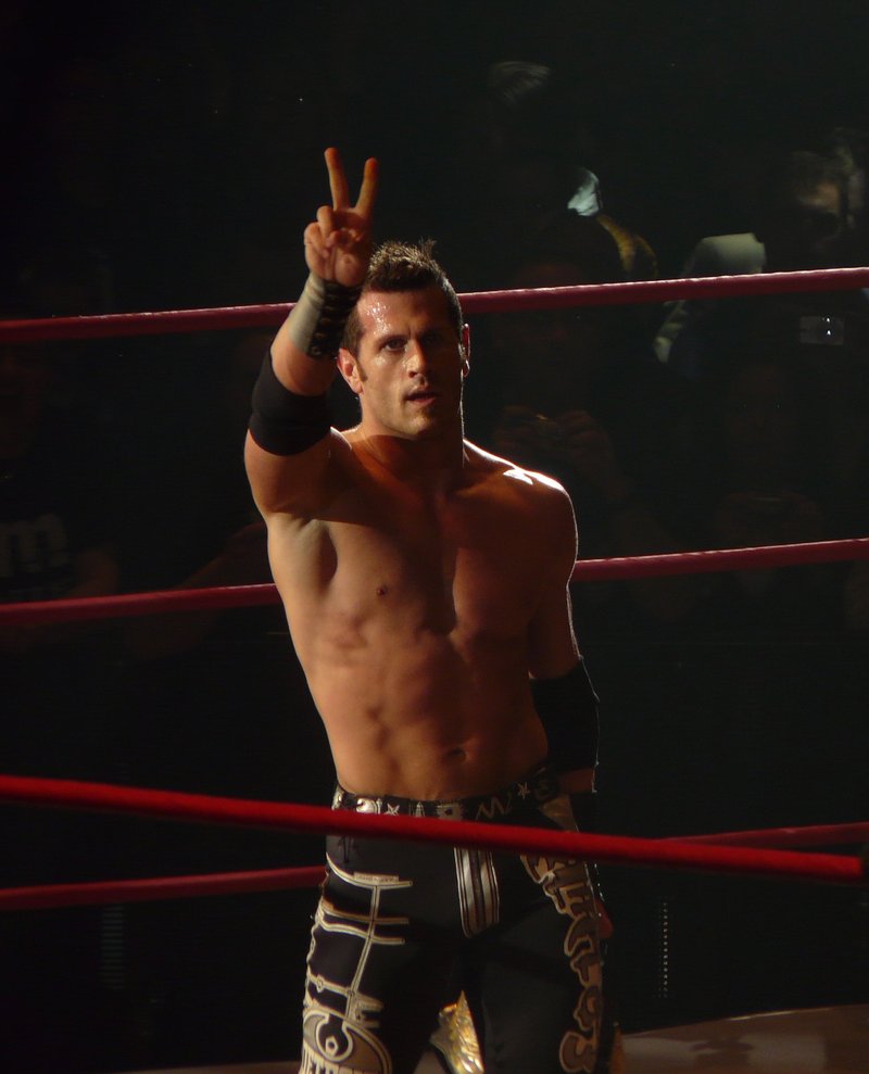 XWA_BattleZone's tweet photo. #BREAKINGNEWS: @Austin__Carter suffers knee injury at #XWAFoolsGold. Read the full story here: https://t.co/unMajGggm1 https://t.co/kjKaLksCCr