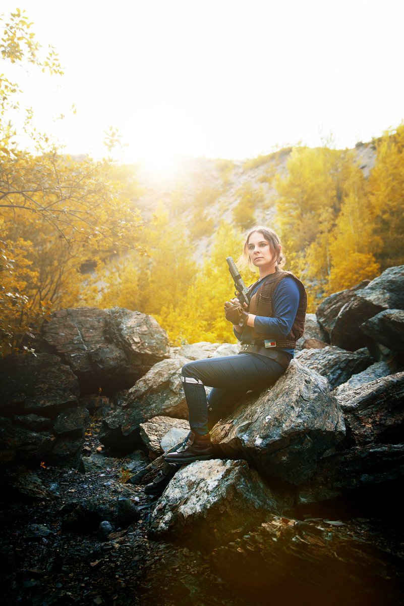 Liana Hallik or Jyn Erso? (our member <a href="/bossinassatko/">Bossi / Michaela</a>, photo by <a href="/blazekfoto/">Filip Blažek</a>) <a href="/rebellegion/">The Rebel Legion</a> <a href="/Rebels_TK421/">Clone & Rebel Transmission</a> @amy_geek @garywhitta <a href="/therpf/">the RPF</a>