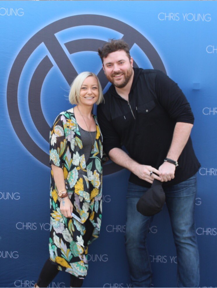 Melt my heart 😍😍😍😘😘👅👅 <a href="/ChrisYoungMusic/">ChrisYoungMusic</a>