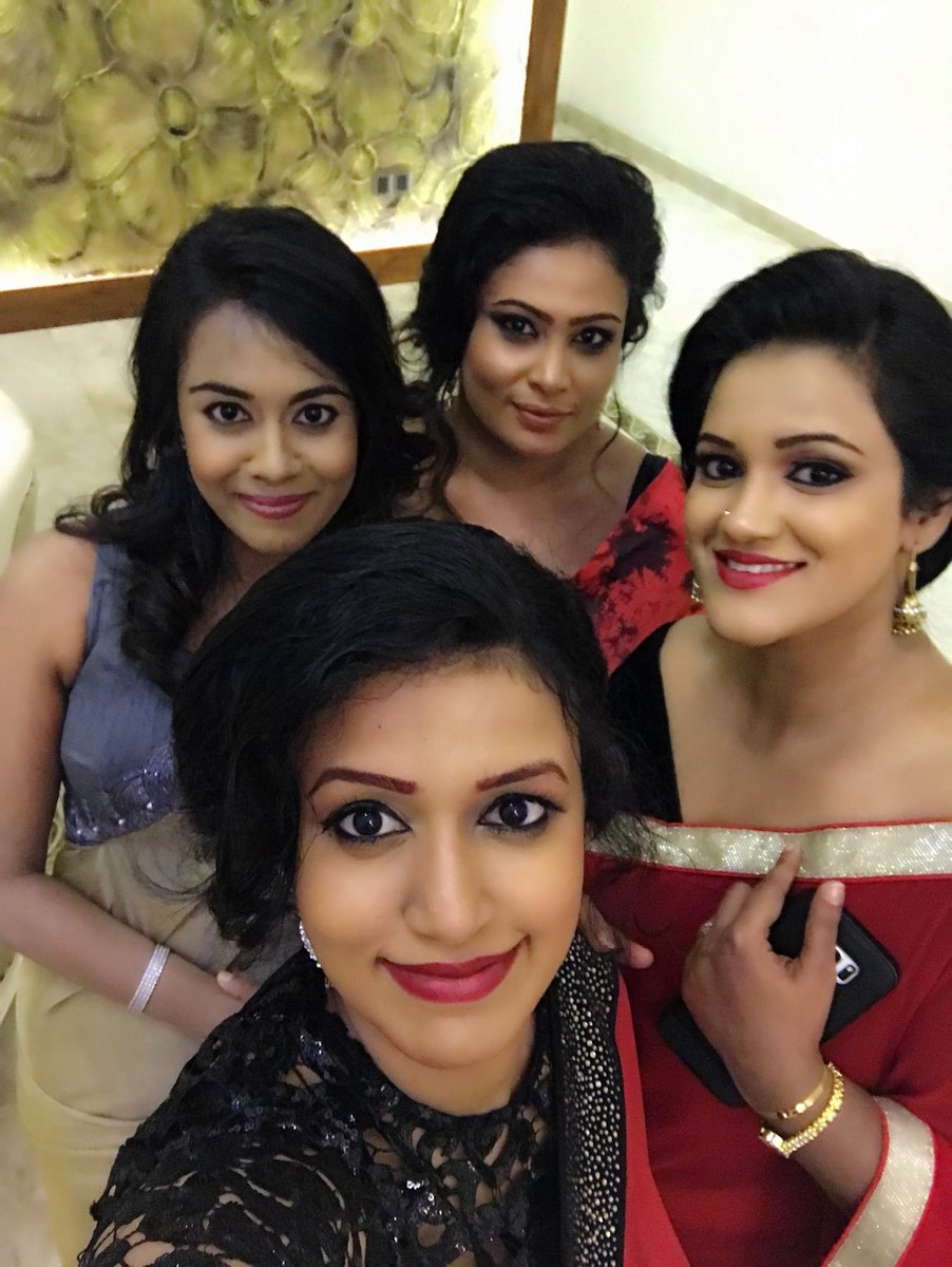 dinu_sherami's tweet photo. @rukshani4444  
At Dushmantha Chameera's wedding https://t.co/juCkkLFLaI