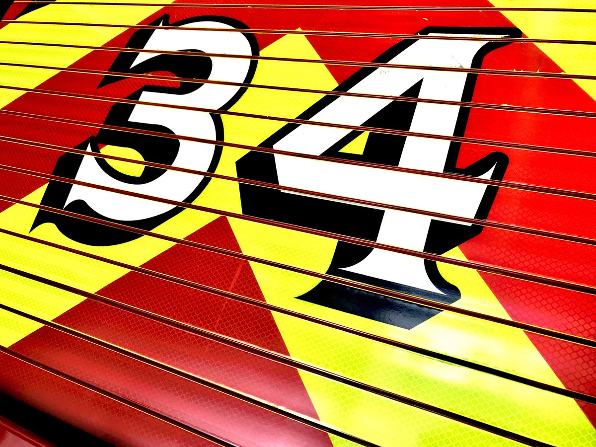 UCDavisFire's tweet image. Released from the #Ballyfire #UCDavis firefighters &amp;amp; their strike-team have now been reassigned to the #HelenaFire. 🔥 🚒