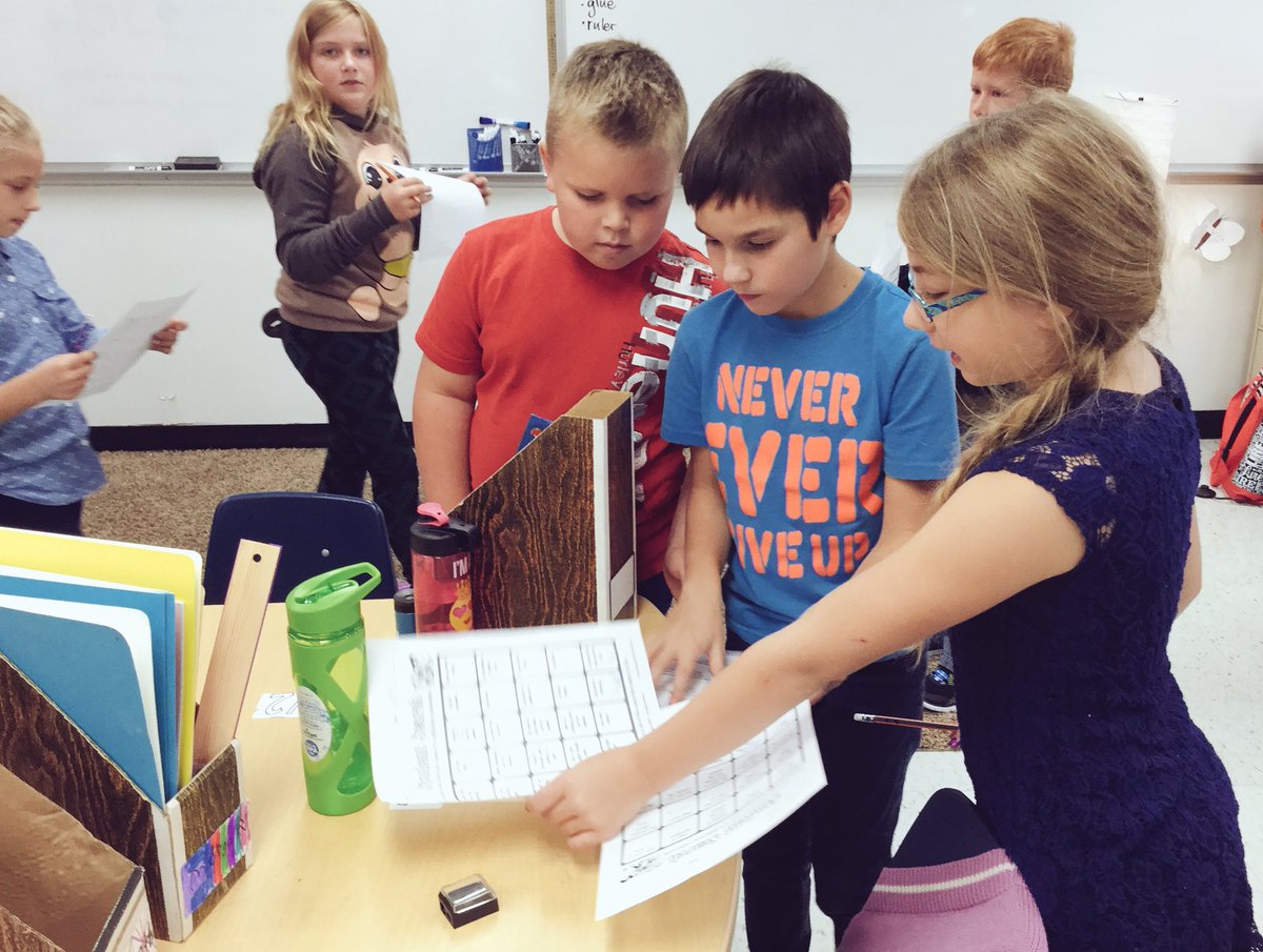 msthiessen45's tweet photo. Building classroom community on day one by playing student Bingo. #badgerpride https://t.co/iRp9v9Rp5y