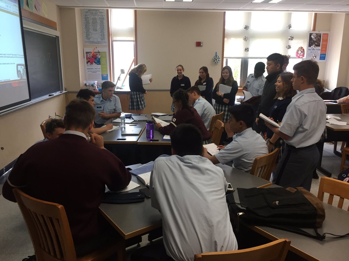dr_tclements's tweet photo. Fishbowls yesterday @CPMmath @MsSchneider018 @Mr_Upadhyay215 https://t.co/RlCsVLe11W