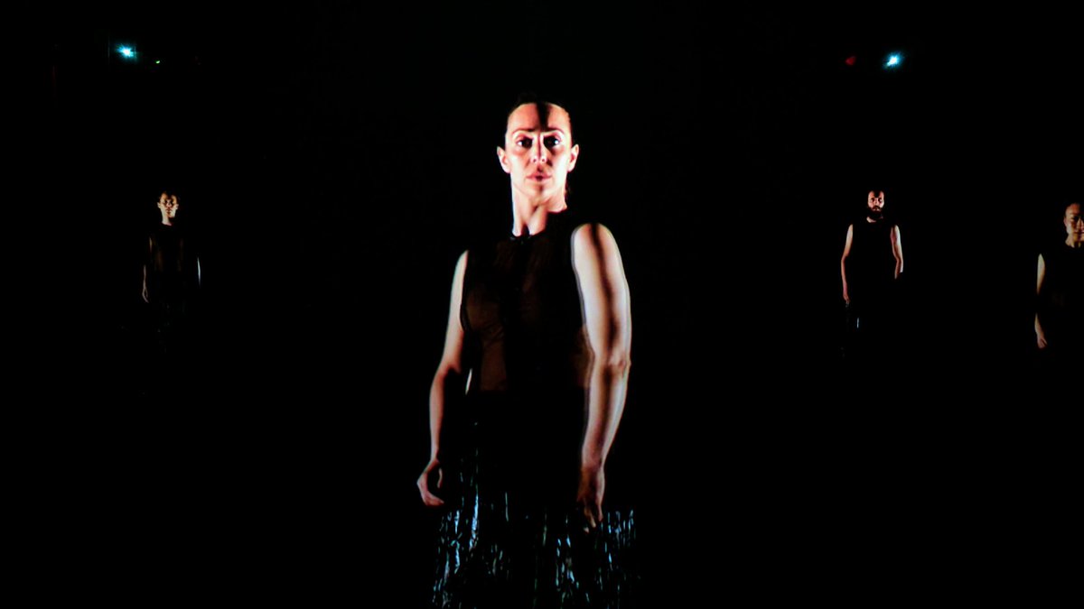 HiBeat's tweet image. Hoppa! 25 jaar Conny Janssen Danst #vet #kunsthal #howcool #rotterdam  #dans @ConnyJanssen