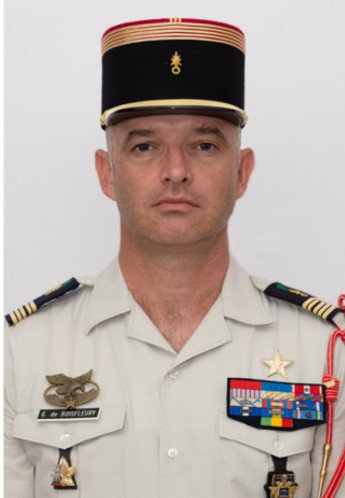 OpexNews's tweet image. Le colonel de Boisfleury, nouveau patron du 2ème REG .ventoux-magazine.com/2017/09/07/col… … #2eREG #génie #LegionEtrangere