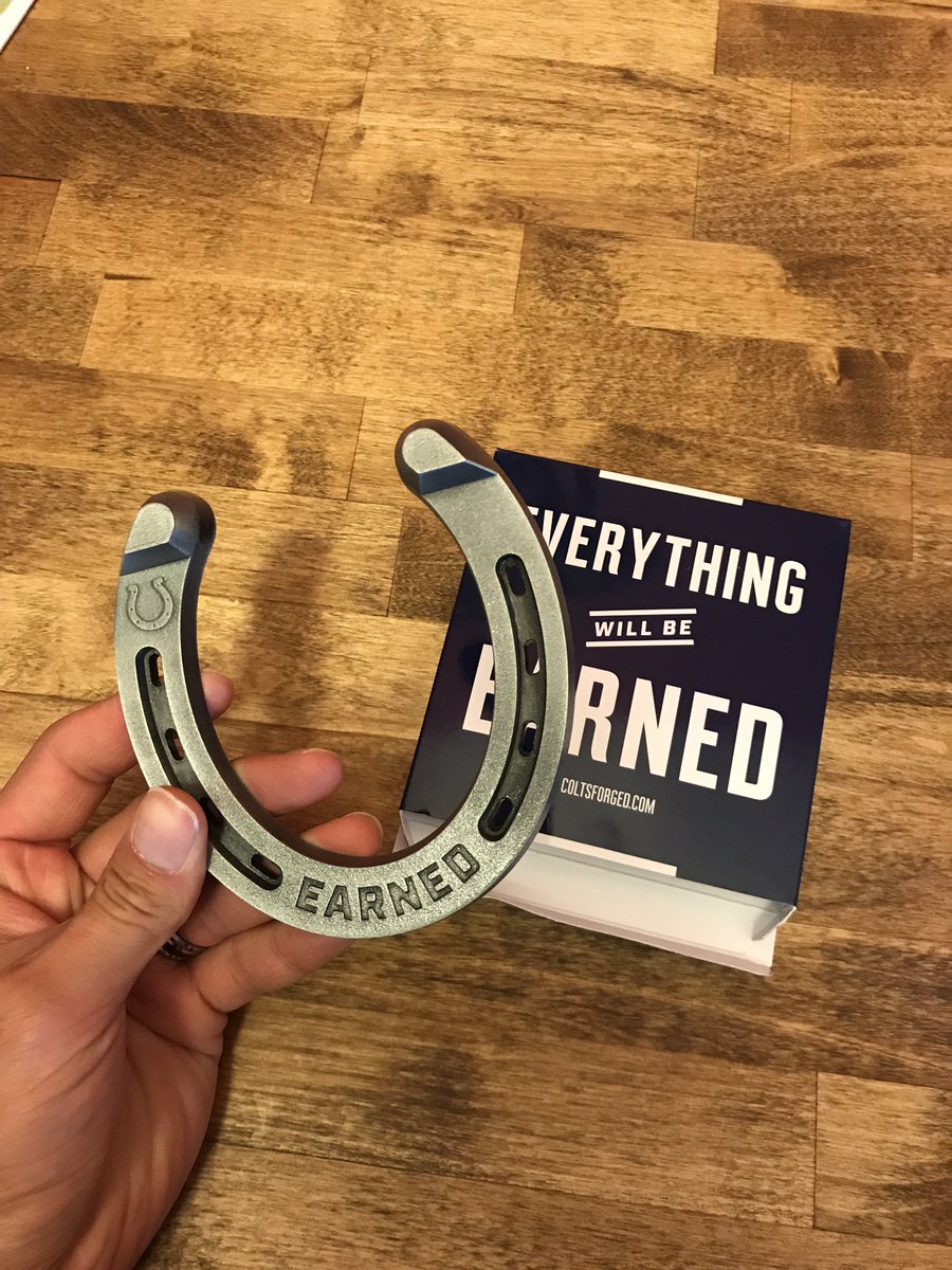 tysondontsk8's tweet photo. @ShoesUpMission @colts thanks for the horseshoe are we allowed to bring these to the game #shoesup https://t.co/6A8X7AFub8