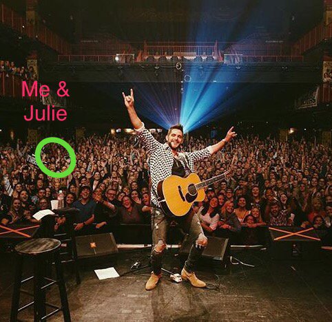 Joanieontherun's tweet photo. @ThomasRhett record release party @HOBBoston ID'd before 8am.... Happy Friday! #LifeChangesBoston https://t.co/eGxkz32Llx