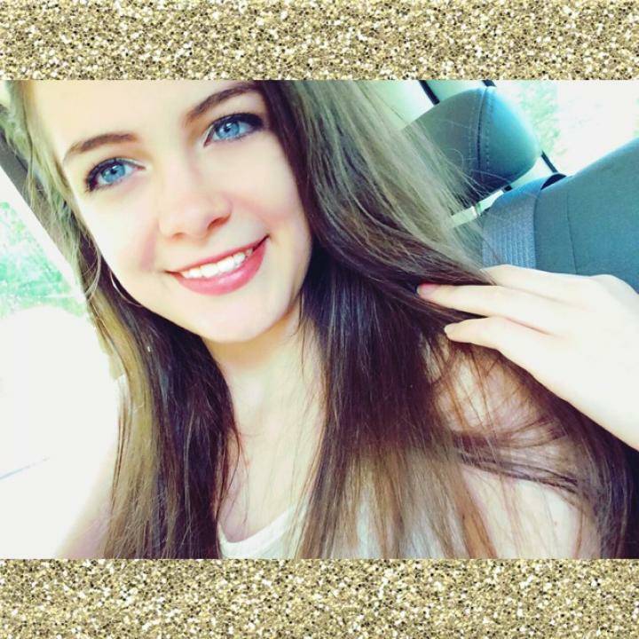 raiderd1970's tweet photo. 🙌 YASSS It's time for a great show 🌸Trisha Marie🌸:🌸🌸 #LetsTalk 
https://t.co/VYt8HHvQ8Z https://t.co/rePIDE6gU8