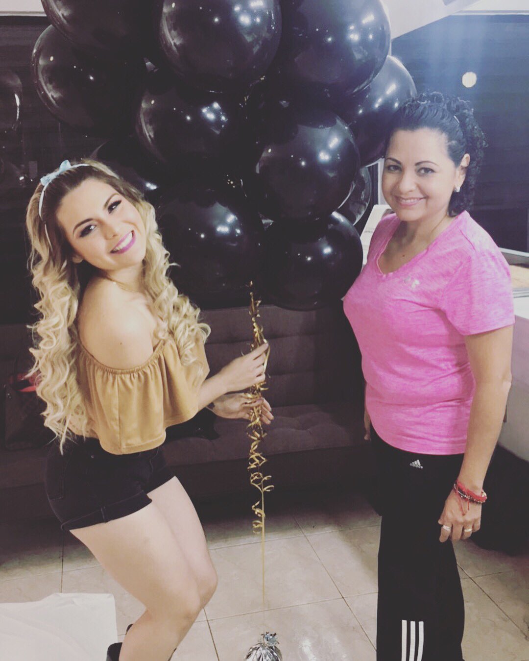 EMA HUEVO on Twitter: Agradezco a Globos Dádiva x estos grandes globos 🎈 que me dieron pra mi 