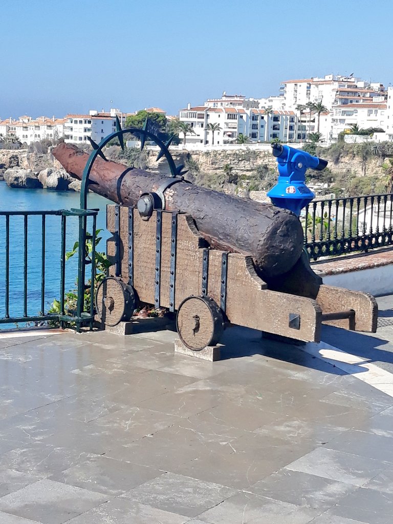 MelanieUtley1's tweet photo. Part 1 of #Eventsofalifetime @Nerja and the amazing views at #balcondeeuropa #DRIEUROPE https://t.co/1F6ebSbYQ6