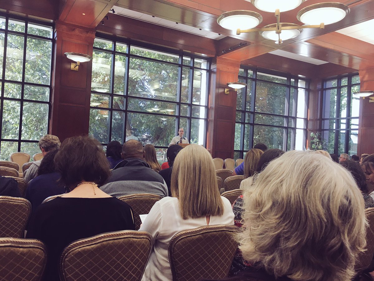 ChrisCross_SCC's tweet photo. Today, the Career Coaches of ASU-Newport attended the ArkAcrao Workshop at Harding University in Searcy, AR. #CollegeReadiness #HigherEdu https://t.co/9VcSeidPTR