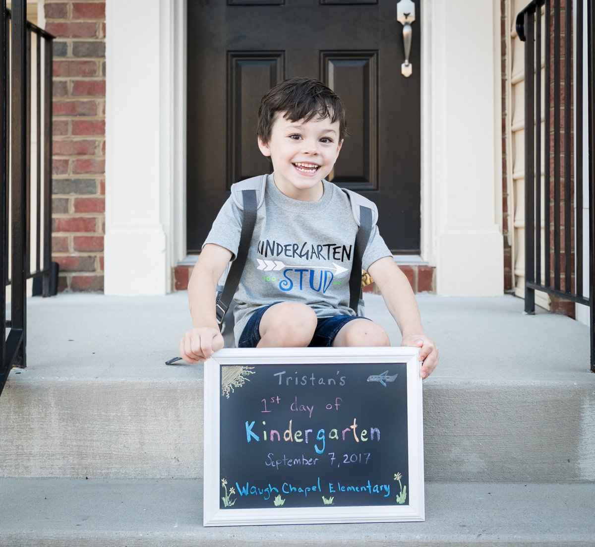 JennCoudriet's tweet image. First Day of Kindergarten!  #firstdayofschool2017 #AACPSback2awesome