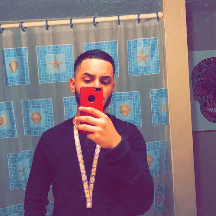 Carlitos_XV's tweet photo. #NewProfilePic https://t.co/QXpb72N8Ce